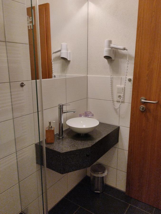 Hotel & Restaurant Bruehler Hof Винтрих Экстерьер фото